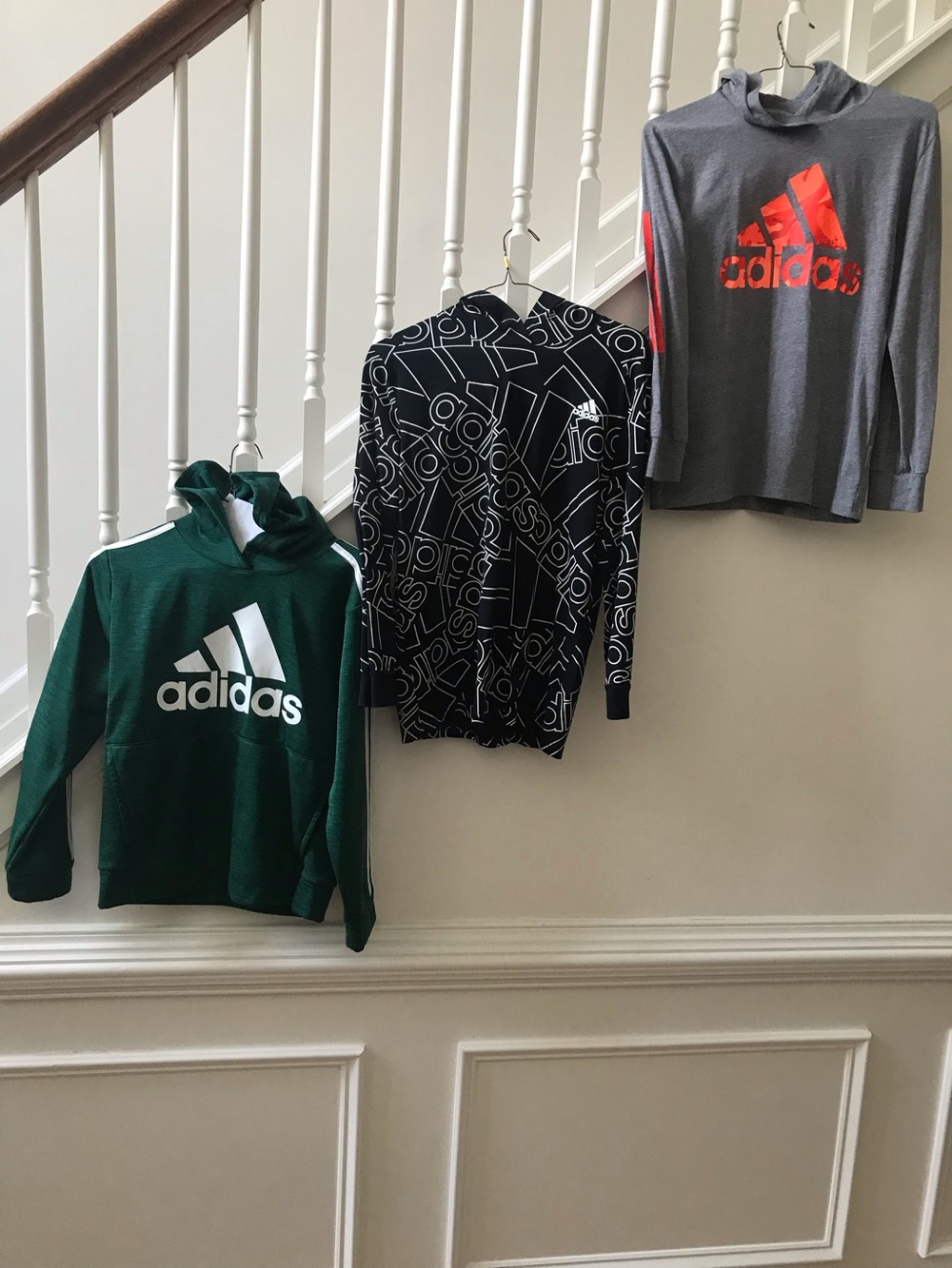 Adidas Hoodies Boys Kids Graphic Tee Shirts Gray/Black FLEECE Green Size (10-12)